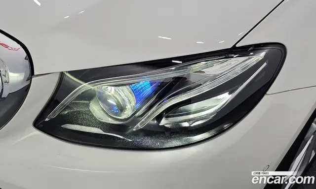 Mercedes-Benz E-Class 2020 2.0 автомат (гидро), миниатюра 8 Mercedes-Benz E-Class 2020 2.0 автомат (гидро), миниатюра 8