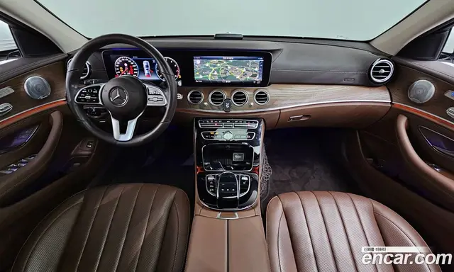 Mercedes-Benz E-Class 2020 2.0 автомат (гидро), миниатюра 10 Mercedes-Benz E-Class 2020 2.0 автомат (гидро), миниатюра 10