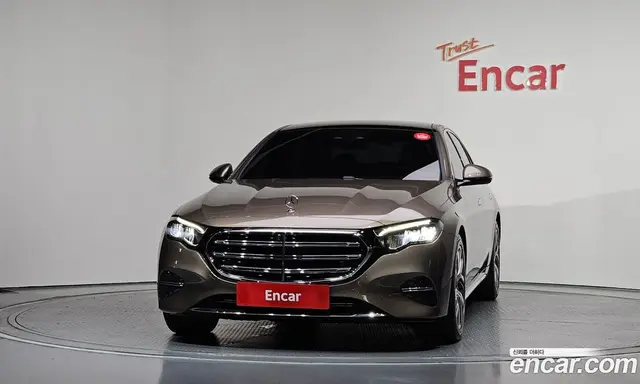 Mercedes-Benz E-Class 2025 2.0 автомат (гидро), миниатюра 3 Mercedes-Benz E-Class 2025 2.0 автомат (гидро), миниатюра 3