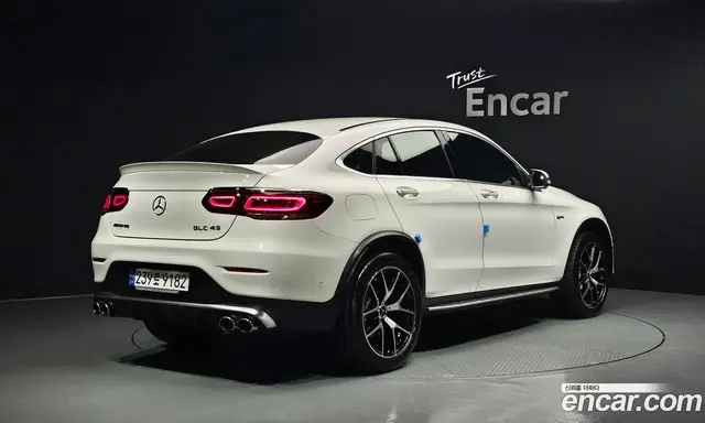 Mercedes-Benz GLC-Class 2023 3.0 автомат (гидро), миниатюра 2