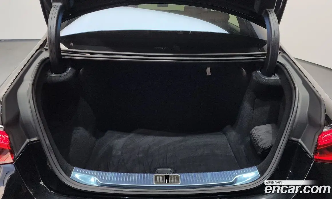 Mercedes-Benz S-Class 2022 3.0 автомат (гидро), фото 20 Mercedes-Benz S-Class 2022 3.0 автомат (гидро), фото 20