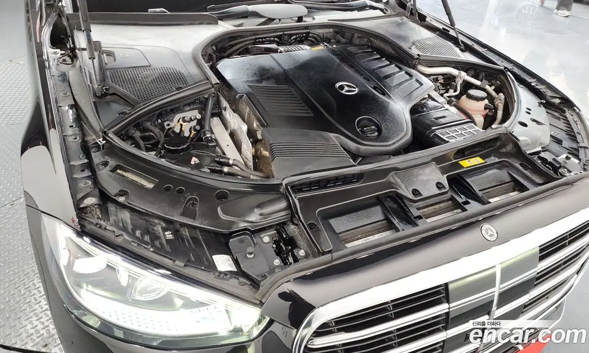 Mercedes-Benz S-Class 2022 3.0 автомат (гидро), фото 6 Mercedes-Benz S-Class 2022 3.0 автомат (гидро), фото 6