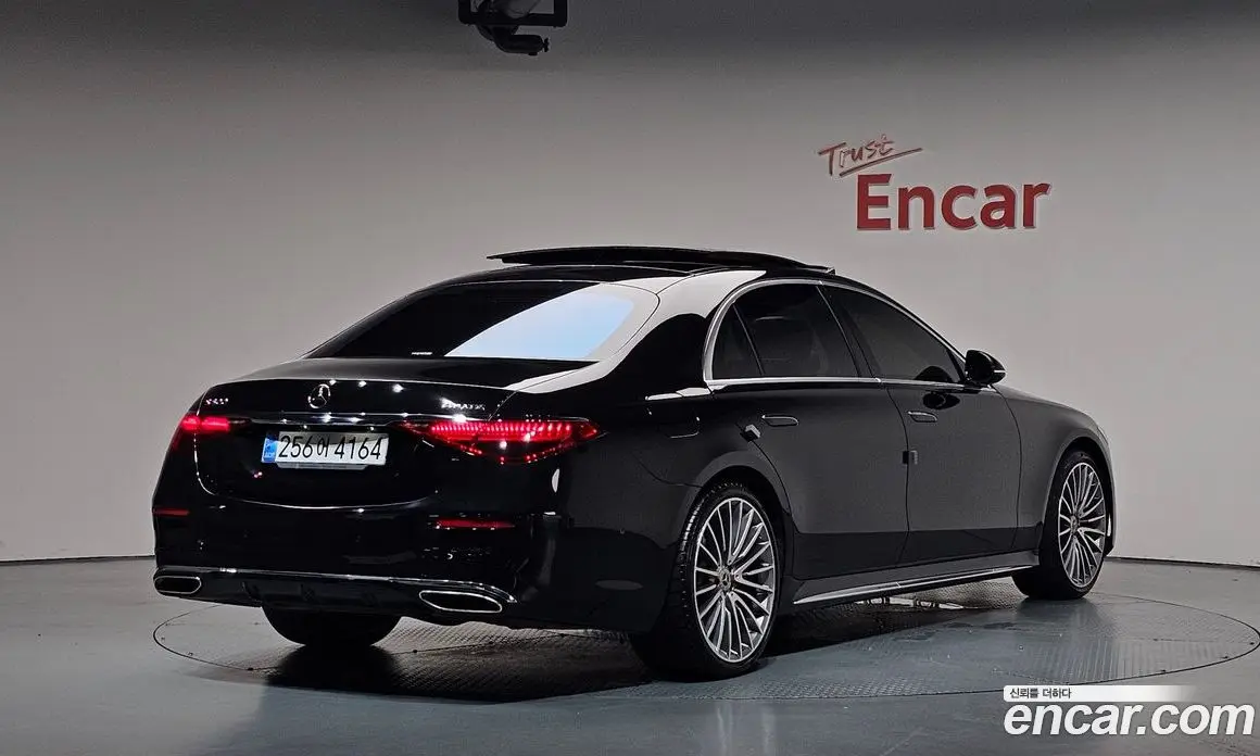 Mercedes-Benz S-Class 2023 3.0 автомат (гидро), фото 2 Mercedes-Benz S-Class 2023 3.0 автомат (гидро), фото 2