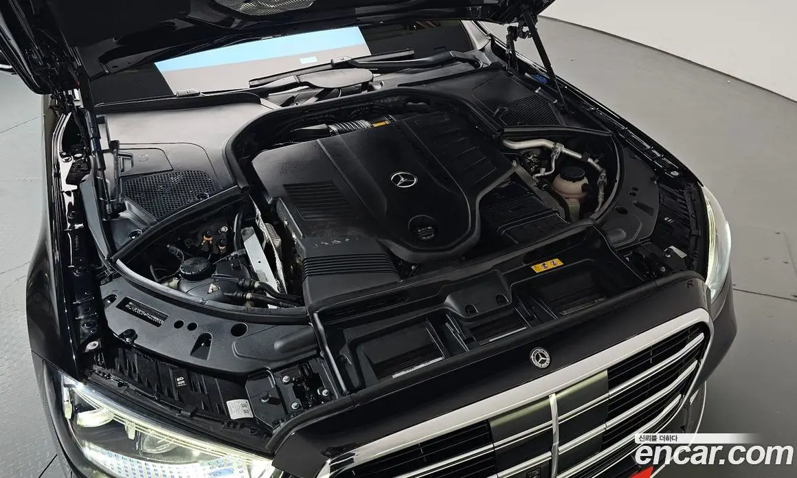 Mercedes-Benz S-Class 2023 3.0 автомат (гидро), фото 6 Mercedes-Benz S-Class 2023 3.0 автомат (гидро), фото 6
