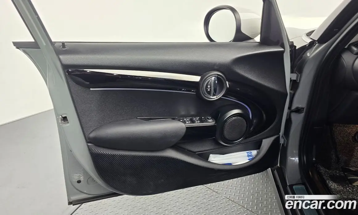 Mini Cooper 2022 1.5 автомат (гидро), фото 14