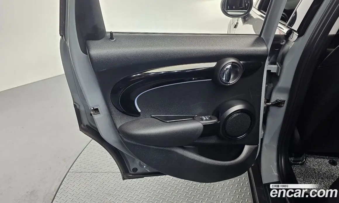 Mini Cooper 2022 1.5 автомат (гидро), фото 15