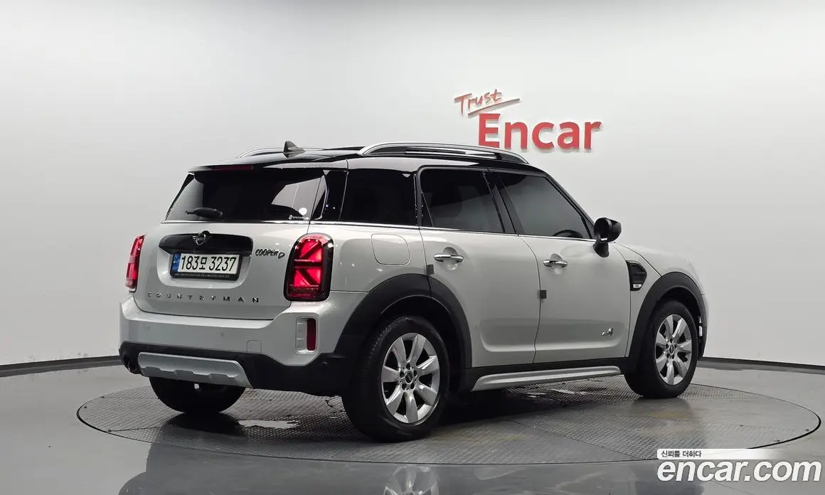 Mini Countryman 2021 2.0 автомат (гидро), фото 1 Mini Countryman 2021 2.0 автомат (гидро), фото 1
