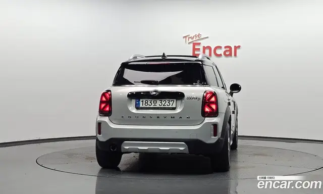 Mini Countryman 2021 2.0 автомат (гидро), миниатюра 3 Mini Countryman 2021 2.0 автомат (гидро), миниатюра 3