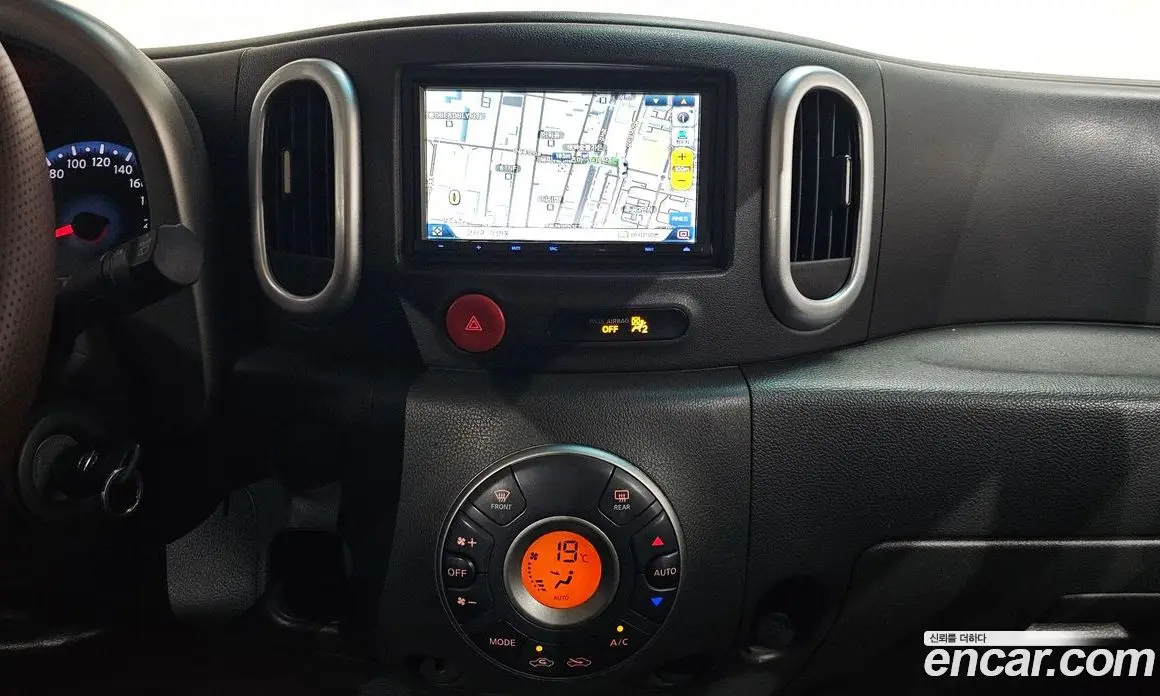 Nissan Cube 2011 1.8 автомат (гидро), фото 13 Nissan Cube 2011 1.8 автомат (гидро), фото 13