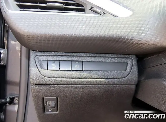 Peugeot 2008 2019 1.5 автомат (гидро), миниатюра 12