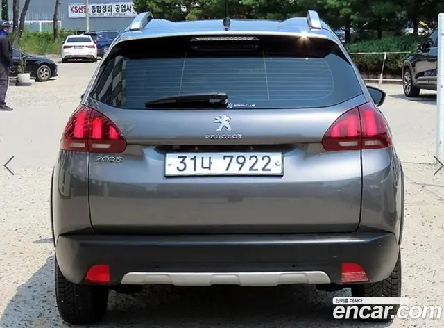 Peugeot 2008 2019 1.5 автомат (гидро), миниатюра 4