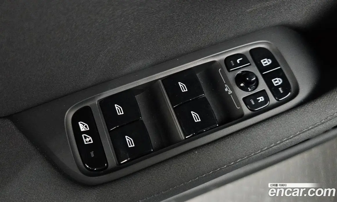 Polestar Polestar 2 2024 0.2 автомат (гидро), фото 36 Polestar Polestar 2 2024 0.2 автомат (гидро), фото 36