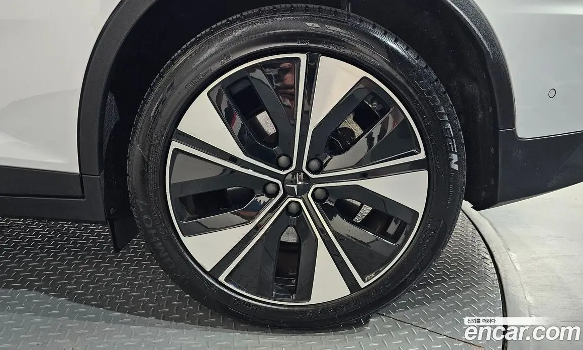 Polestar Polestar 2 2024 0.2 автомат (гидро), фото 7 Polestar Polestar 2 2024 0.2 автомат (гидро), фото 7