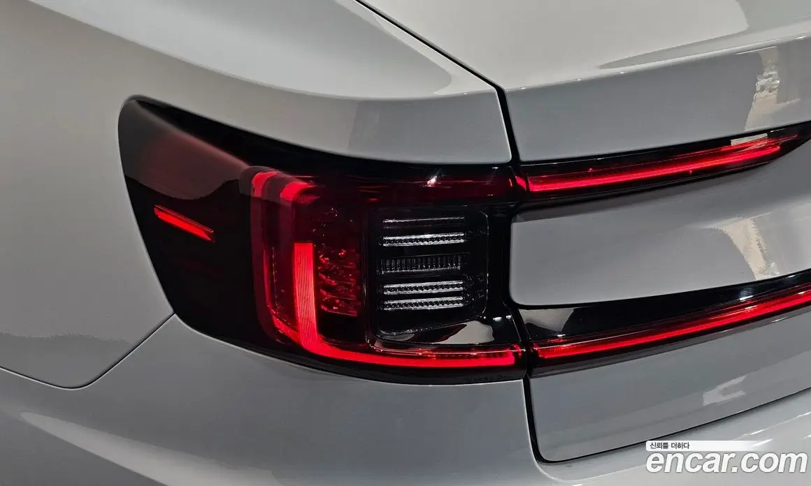 Polestar Polestar 2 2024 0.2 автомат (гидро), фото 9 Polestar Polestar 2 2024 0.2 автомат (гидро), фото 9