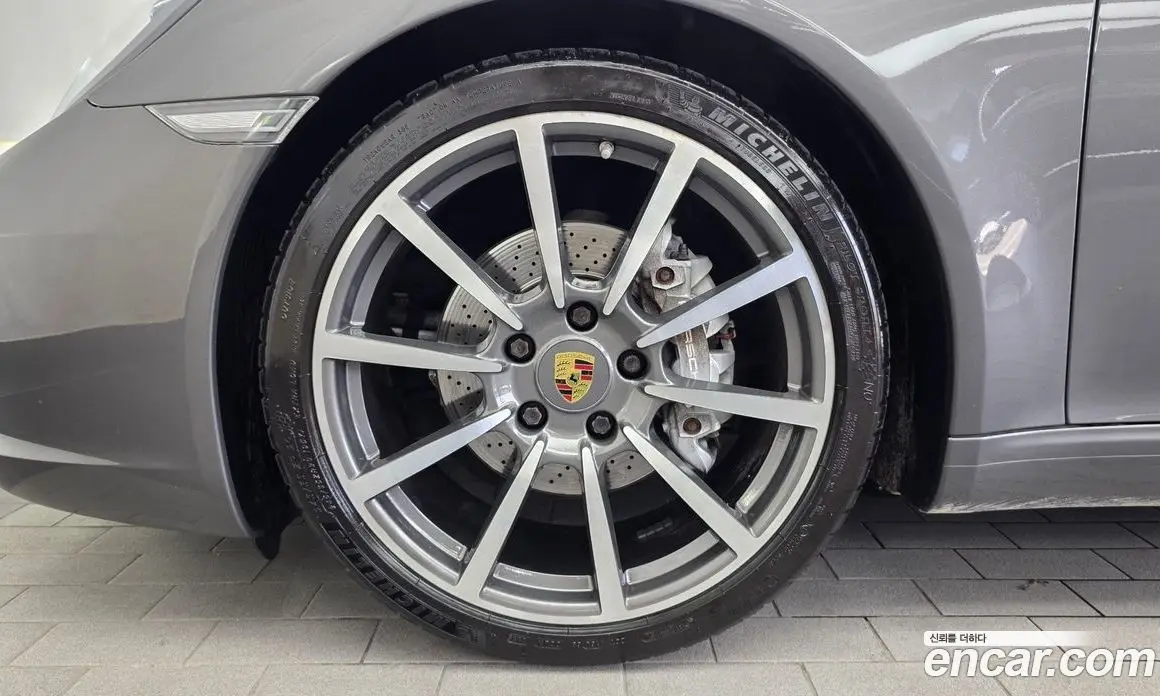 Porsche 911 2017 3.0 автомат (гидро), фото 5 Porsche 911 2017 3.0 автомат (гидро), фото 5
