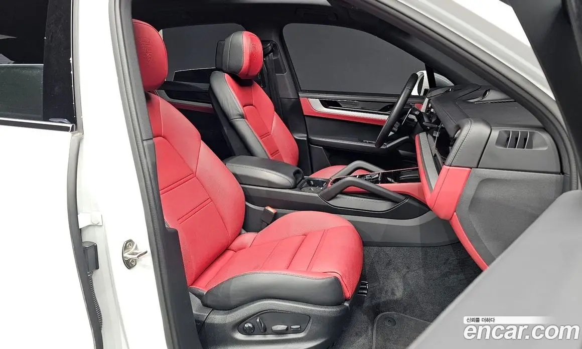 Porsche Cayenne 2024 3.0 автомат (гидро), фото 16 Porsche Cayenne 2024 3.0 автомат (гидро), фото 16