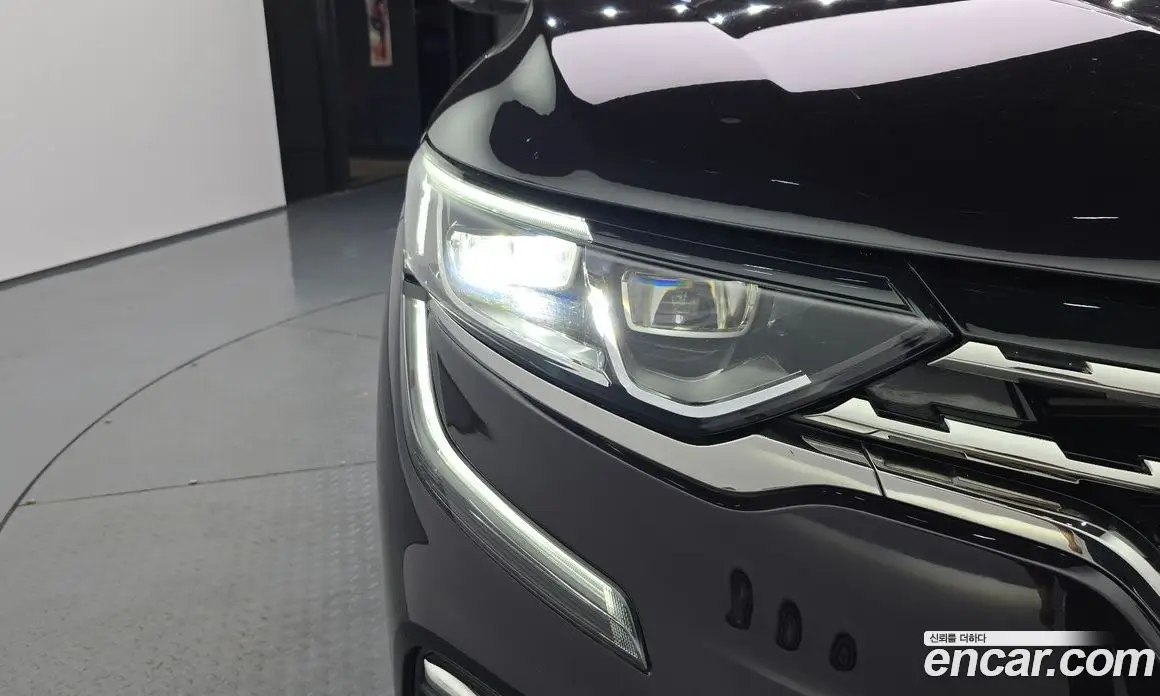 Renault (Samsung) QM6 2020 2.0 автомат (гидро), фото 8 Renault (Samsung) QM6 2020 2.0 автомат (гидро), фото 8
