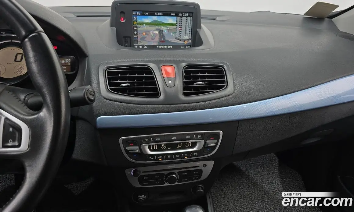 Renault (Samsung) SM3 2015 автомат (гидро), фото 14 Renault (Samsung) SM3 2015 автомат (гидро), фото 14
