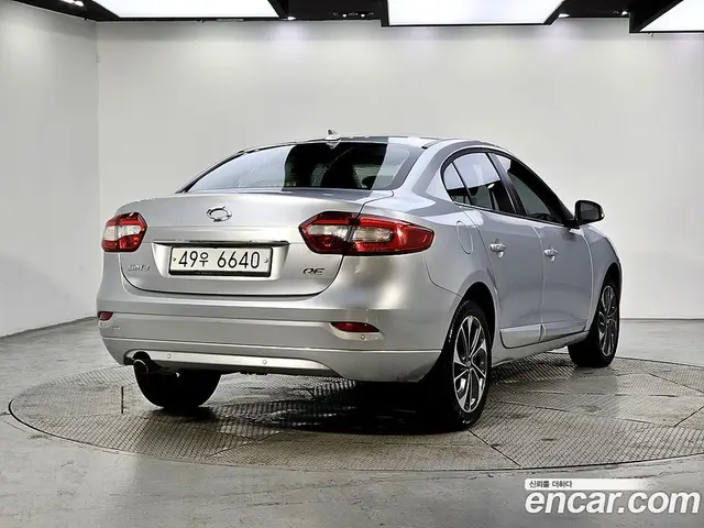Renault (Samsung) SM3 2015 1.6 автомат (гидро), миниатюра 4 Renault (Samsung) SM3 2015 1.6 автомат (гидро), миниатюра 4