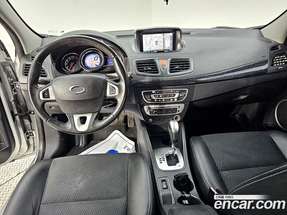 Renault (Samsung) SM3 2015 1.6 автомат (гидро), фото 5 Renault (Samsung) SM3 2015 1.6 автомат (гидро), фото 5