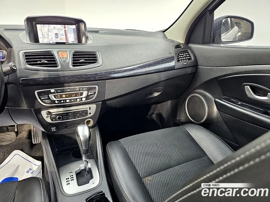 Renault (Samsung) SM3 2015 1.6 автомат (гидро), фото 7 Renault (Samsung) SM3 2015 1.6 автомат (гидро), фото 7