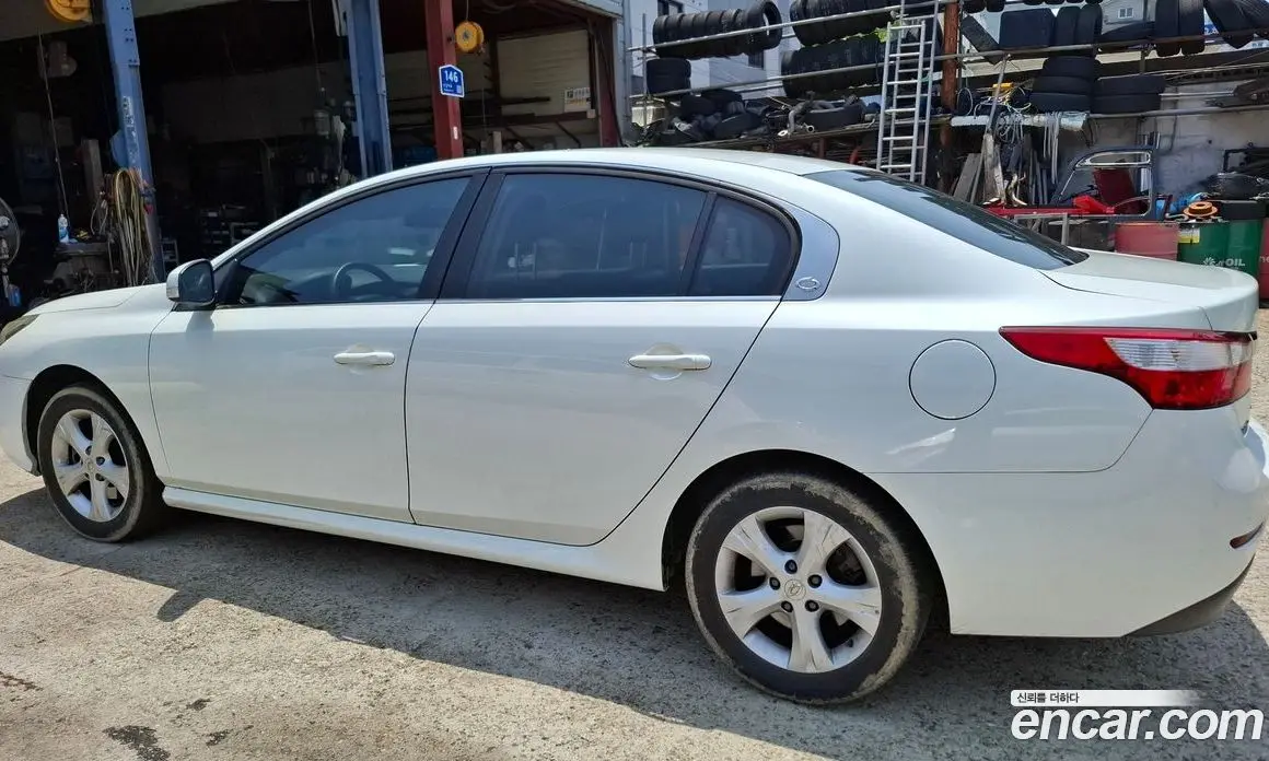 Renault (Samsung) SM5 2012 2.0 автомат (гидро), фото 5 Renault (Samsung) SM5 2012 2.0 автомат (гидро), фото 5