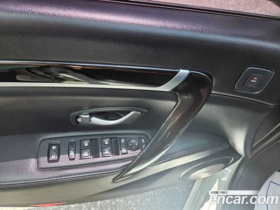 Renault (Samsung) SM7 2017 2.5 автомат (гидро), фото 12 Renault (Samsung) SM7 2017 2.5 автомат (гидро), фото 12