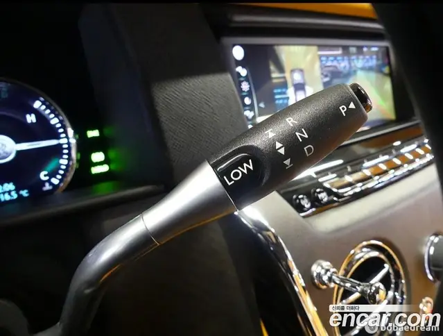 Rolls-Royce Cullinan 2023 6.7 автомат (гидро), миниатюра 7 Rolls-Royce Cullinan 2023 6.7 автомат (гидро), миниатюра 7