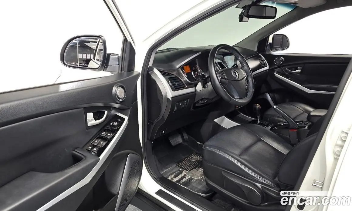 SsangYong Korando 2016 2.2 автомат (гидро), фото 10 SsangYong Korando 2016 2.2 автомат (гидро), фото 10