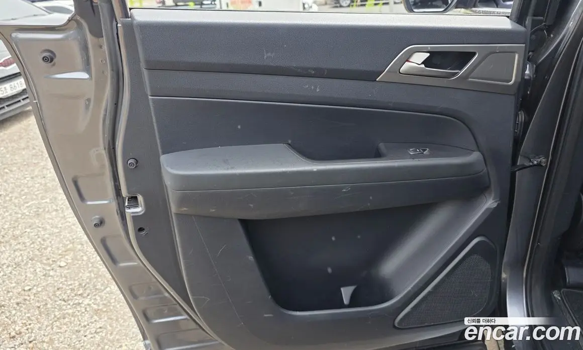 SsangYong Rexton 2018 2.2 автомат (гидро), фото 15 SsangYong Rexton 2018 2.2 автомат (гидро), фото 15