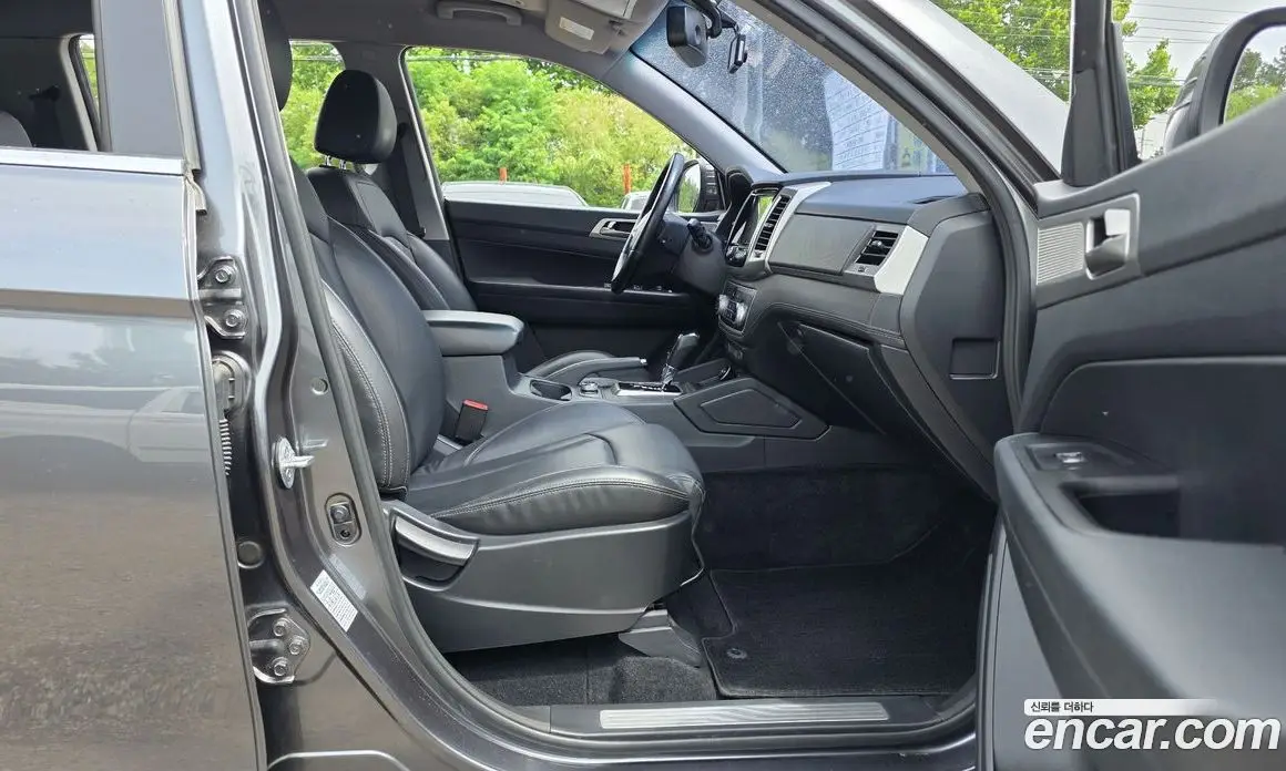 SsangYong Rexton 2018 2.2 автомат (гидро), фото 16 SsangYong Rexton 2018 2.2 автомат (гидро), фото 16