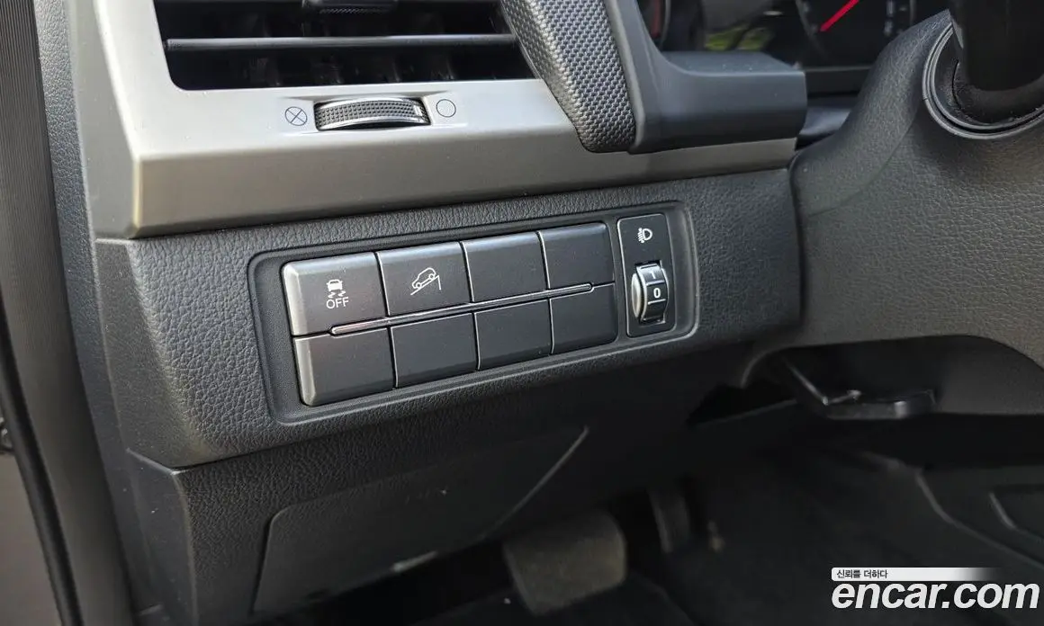 SsangYong Rexton 2018 2.2 автомат (гидро), фото 25 SsangYong Rexton 2018 2.2 автомат (гидро), фото 25
