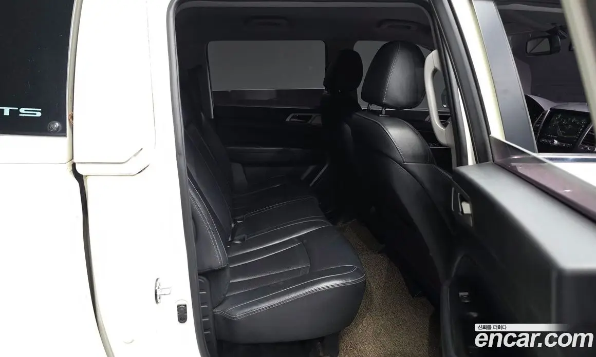 SsangYong Rexton 2018 2.2 автомат (гидро), фото 12