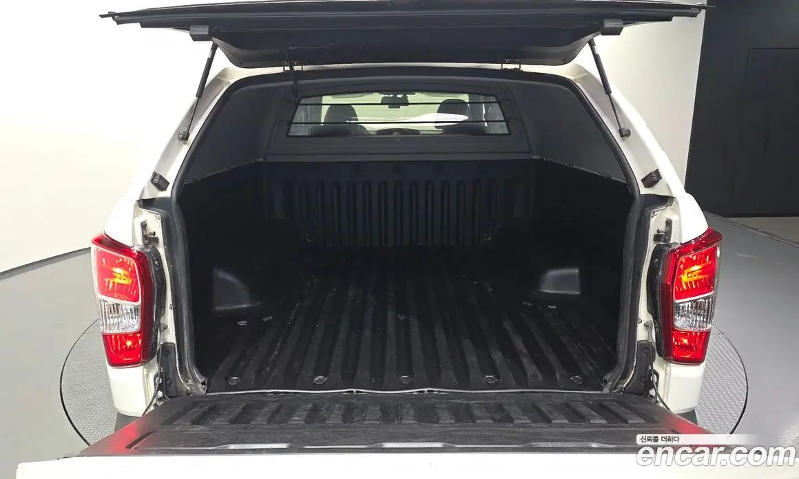 SsangYong Rexton 2019 2.2 автомат (гидро), фото 20