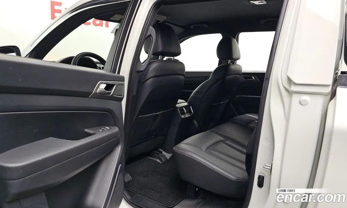 SsangYong Rexton 2019 2.2 автомат (гидро), фото 17 SsangYong Rexton 2019 2.2 автомат (гидро), фото 17