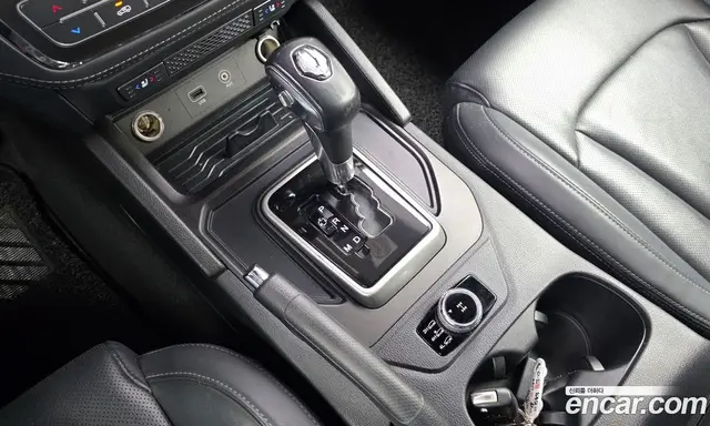 SsangYong Rexton 2019 2.2 автомат (гидро), миниатюра 9