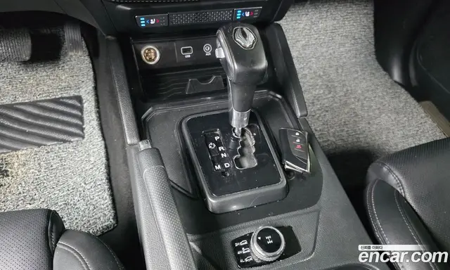 SsangYong Rexton 2020 2.2 автомат (гидро), миниатюра 9