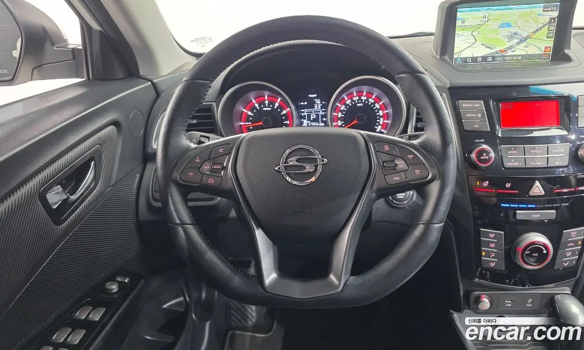SsangYong TIBOLI 2018 1.6 автомат (гидро), фото 13 SsangYong TIBOLI 2018 1.6 автомат (гидро), фото 13