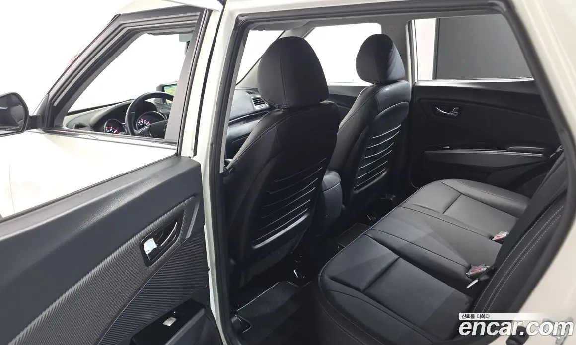 SsangYong TIBOLI 2018 1.6 автомат (гидро), фото 18 SsangYong TIBOLI 2018 1.6 автомат (гидро), фото 18