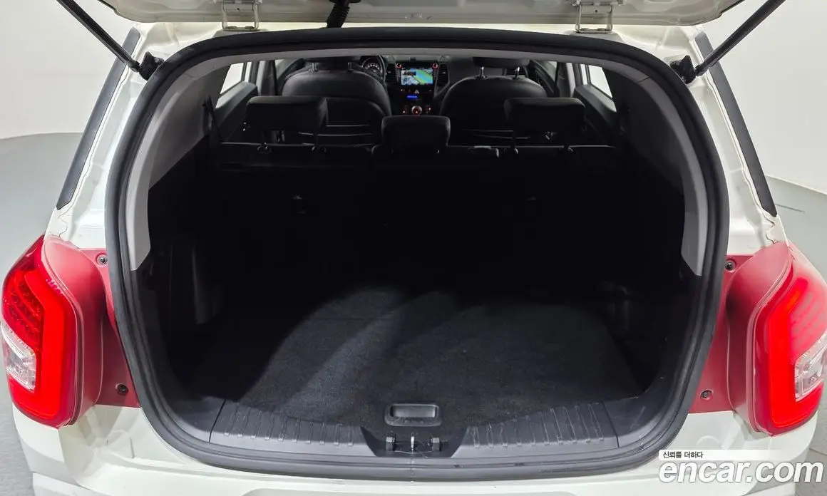 SsangYong TIBOLI 2019 1.6 автомат (гидро), фото 19 SsangYong TIBOLI 2019 1.6 автомат (гидро), фото 19