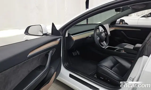 Tesla Model 3 2021 0.2 автомат (гидро), миниатюра 10 Tesla Model 3 2021 0.2 автомат (гидро), миниатюра 10