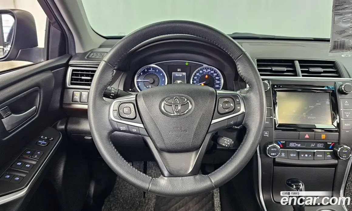 Toyota Camry 2016 2.5 автомат (гидро), фото 13 Toyota Camry 2016 2.5 автомат (гидро), фото 13
