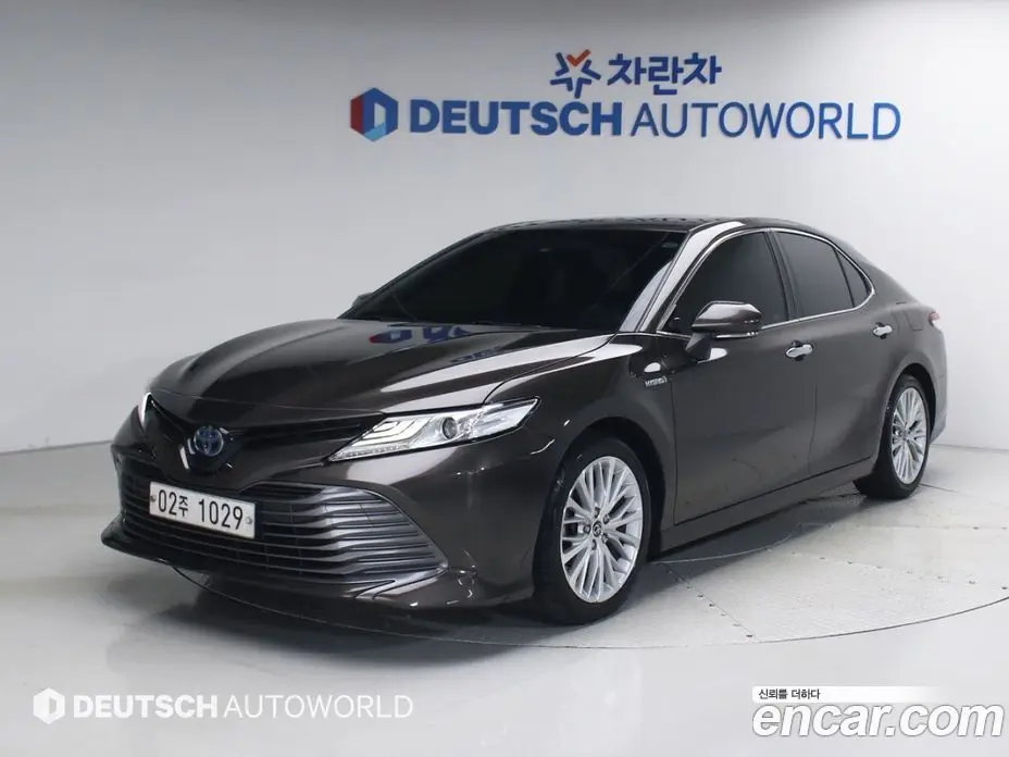 Toyota Camry 2018 2.5 автомат (гидро), фото 1 Toyota Camry 2018 2.5 автомат (гидро), фото 1
