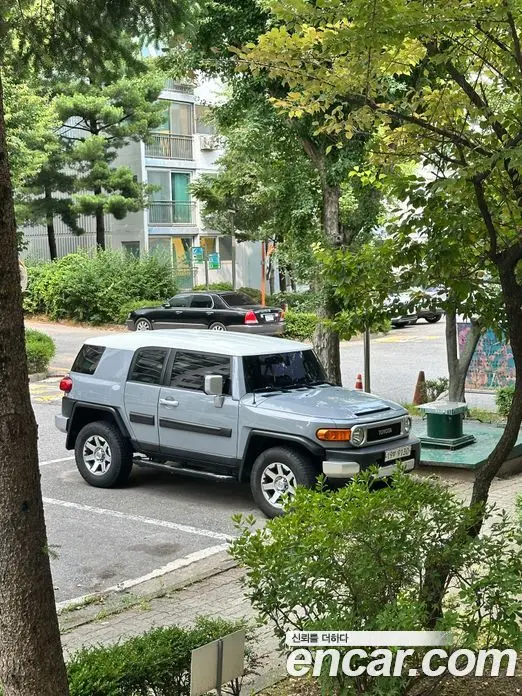 Toyota FJ Cruiser, 2014, 99 700 км Toyota FJ Cruiser, 2014, 99 700 км