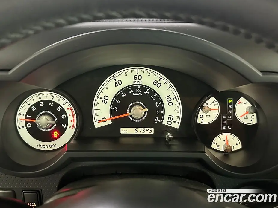 Toyota FJ Cruiser 2014 4.0 автомат (гидро), фото 5 Toyota FJ Cruiser 2014 4.0 автомат (гидро), фото 5