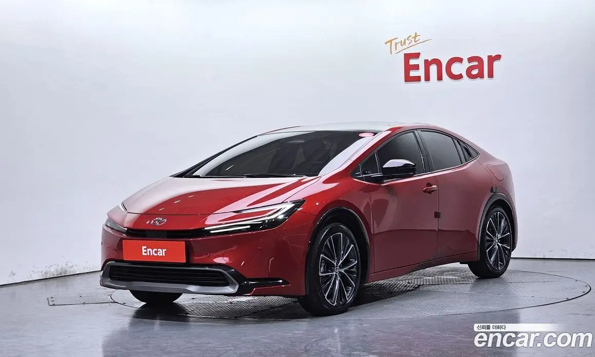 Toyota Prius 2024 2.0 автомат (гидро), фото 1 Toyota Prius 2024 2.0 автомат (гидро), фото 1
