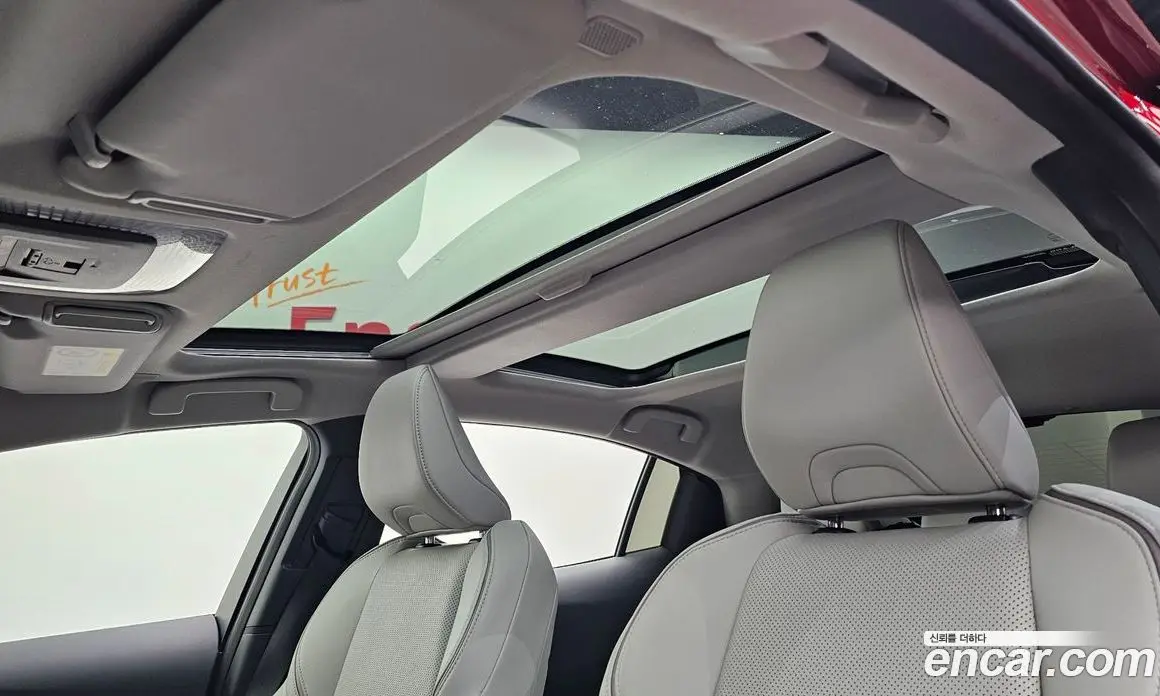 Toyota Prius 2024 2.0 автомат (гидро), фото 19 Toyota Prius 2024 2.0 автомат (гидро), фото 19