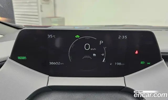 Toyota Prius 2024 2.0 автомат (гидро), миниатюра 8 Toyota Prius 2024 2.0 автомат (гидро), миниатюра 8
