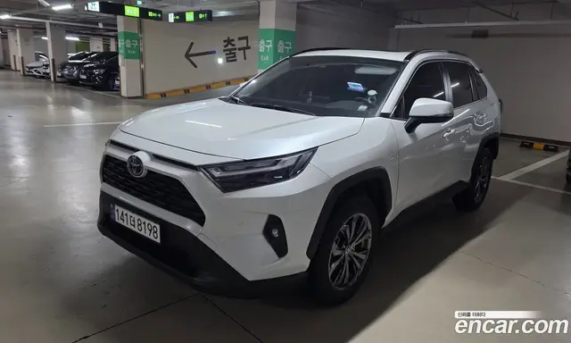 Toyota RAV4 2024 2.5 автомат (гидро), миниатюра 1 Toyota RAV4 2024 2.5 автомат (гидро), миниатюра 1