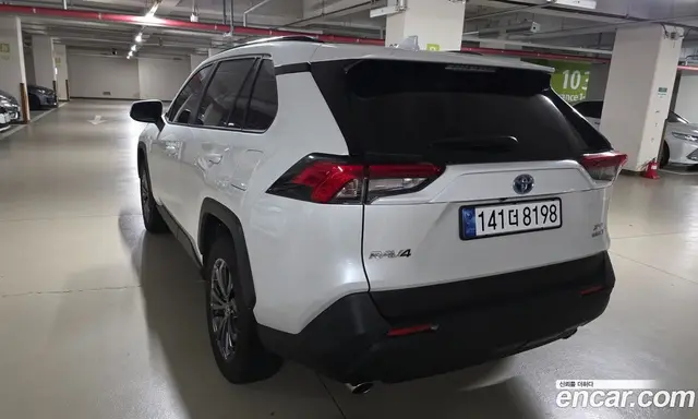 Toyota RAV4 2024 2.5 автомат (гидро), миниатюра 2 Toyota RAV4 2024 2.5 автомат (гидро), миниатюра 2